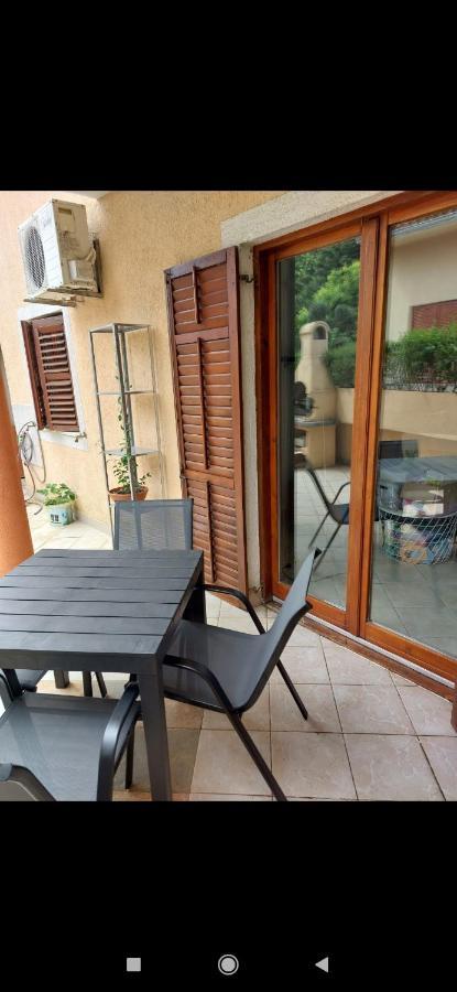 Apartments Graciela Pula Luaran gambar